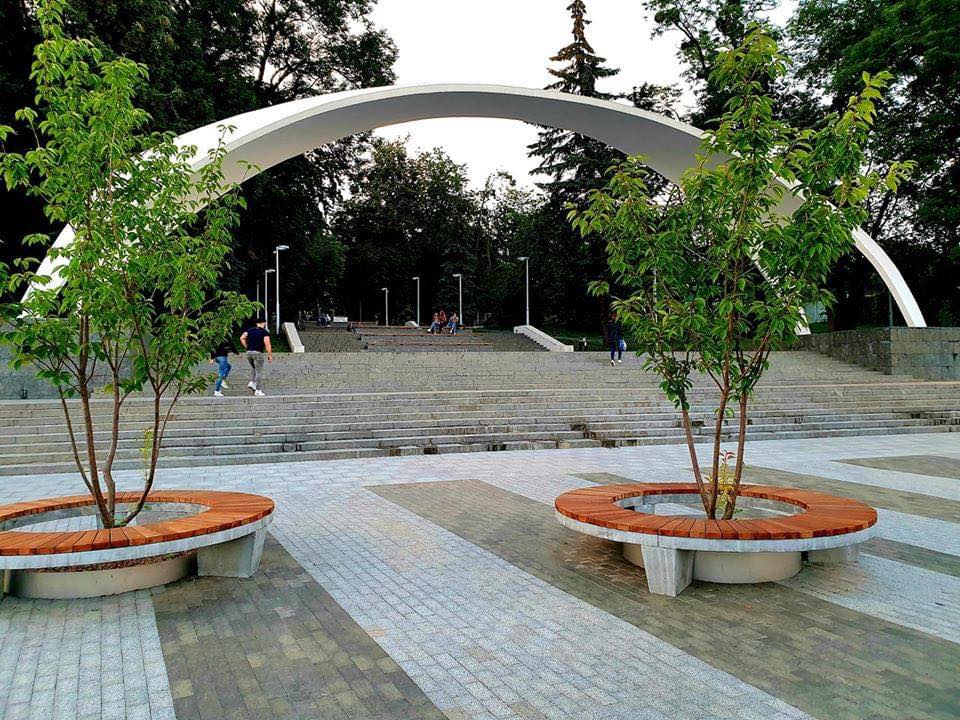 Парк культури і відпочинку імені М. Леонтовича Центральний